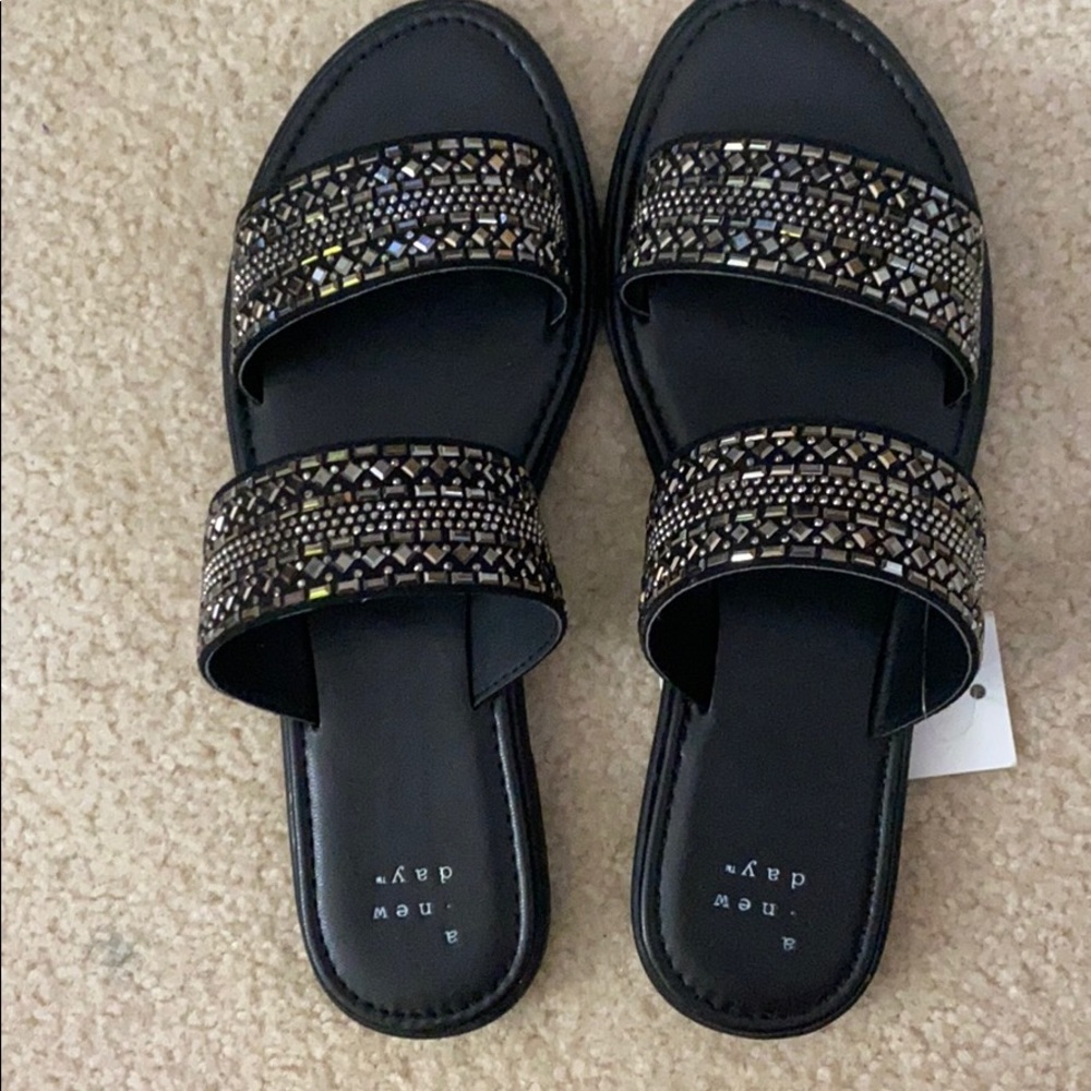 NWT Studded black sandals